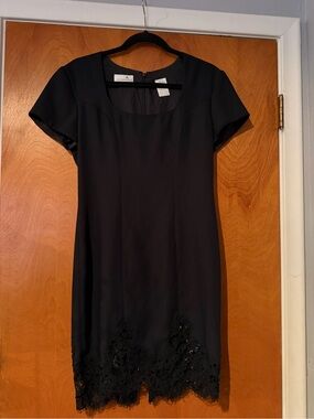 Liz Claiborne Black Short-Sleeve Scoop Neck Dress with Lace Hem